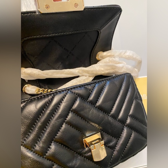 Michael Kors Peyton Black Quilted Chevron Shoulder Bag NWT - Picture 8 of 9